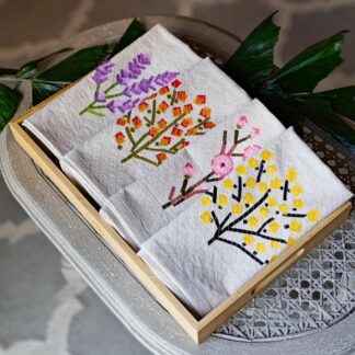 White base: Flower collection Napkin (Set of 4)
